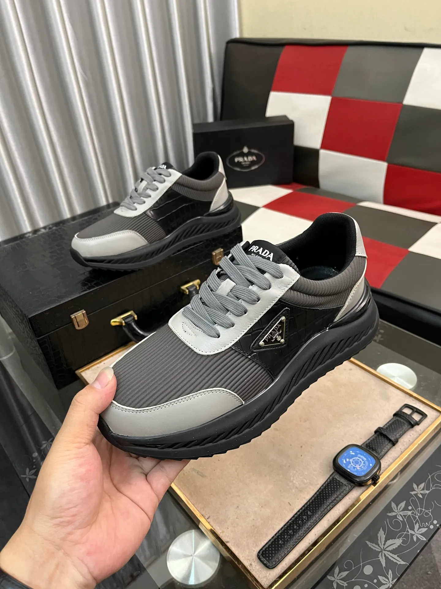 Men's shoes 💰458⌚️⌚️[PRADA] Prada Hong Kong counter casual shoes, counter quality, high-quality workmanship, uppers made of imported breathable fly-knit mesh fabric, comfortable and breathable lining, original air-cushion elastic outsole, casual fashion, high-end quality, size: 38-444️⃣Colors available